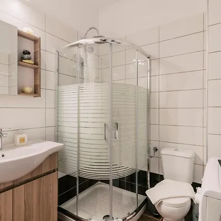 Appartement Ariadni 2 *