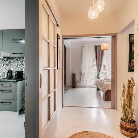 Appartement Ariadni 2 *